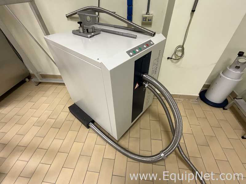 Equipamento de Apoio Criogênico Bruker Cryo Cooling Unit 2M