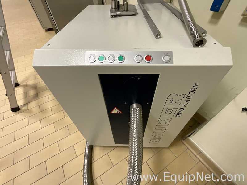 Equipamento de Apoio Criogênico Bruker Cryo Cooling Unit 2M