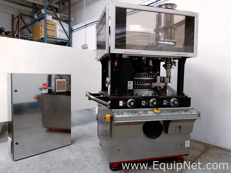 Tableteadora Manesty Novapress