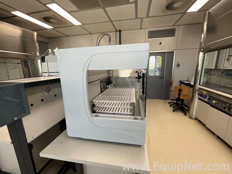 Waters Corporation Acquity QDa HPLC with 2545 Quaternary Gradient Module and 3767 Sample Manager