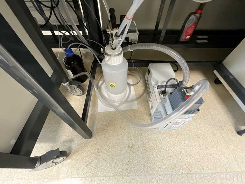 Waters Corporation Acquity QDa HPLC with 2545 Quaternary Gradient Module and 3767 Sample Manager