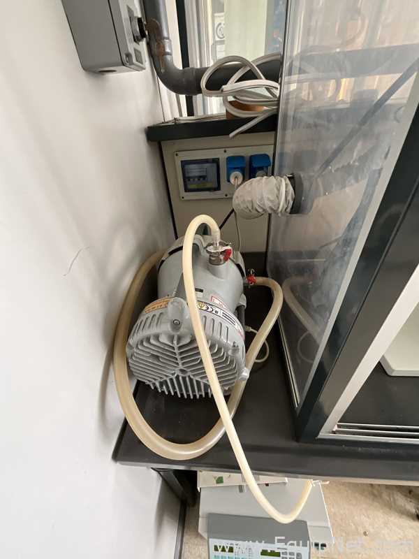 Buchi R-300 Laboratory Evaporator with Edwards XDS5 Vacuum Pump and Julabo FC600 Chiller