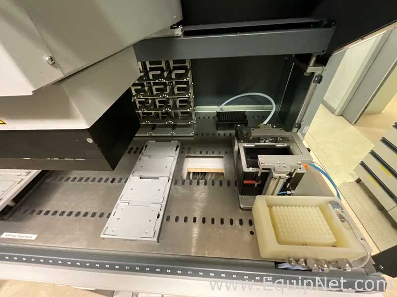 Tecan FREEDOM EVO 200 BASE Liquid Handler with Mettler Toledo Balance