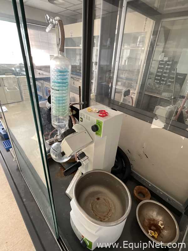 Buchi Rotavapor R11 Evaporator Condenser with Vacubrand CVC2