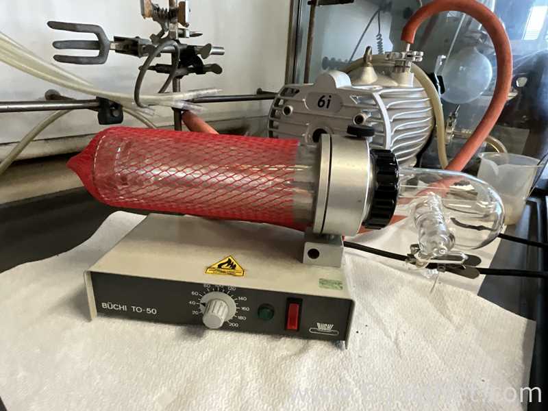 Buchi Rotavapor R-124 Evaporator Condenser with Edwards nXDS6i Atex Vacuum Pump