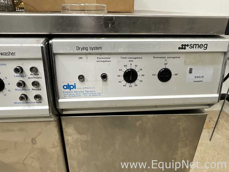 Lavadora e Secador de Vidraria Smeg GW4000DS