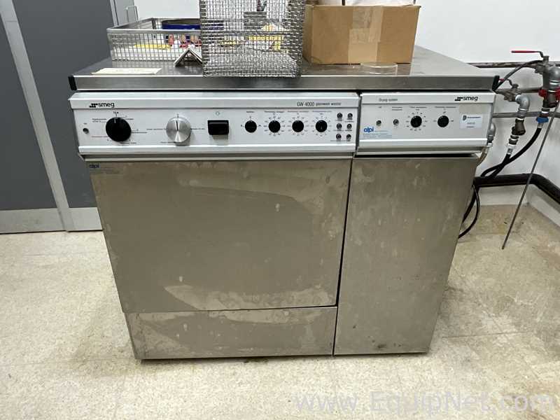 Lavadora e Secador de Vidraria Smeg GW4000DS