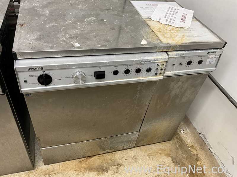 Lavadora e Secador de Vidraria Smeg GW4000DS