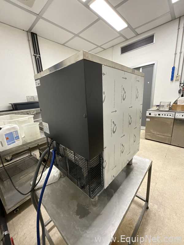 Evermed FIM90A Laboratory Ice Maker