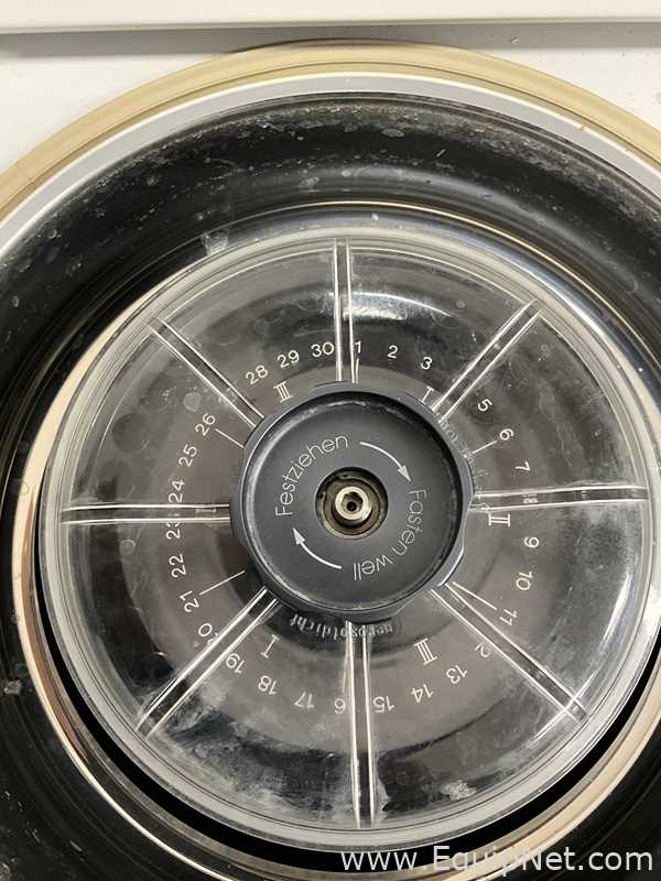 Centrífuga para Laboratórios Eppendorf 5417C