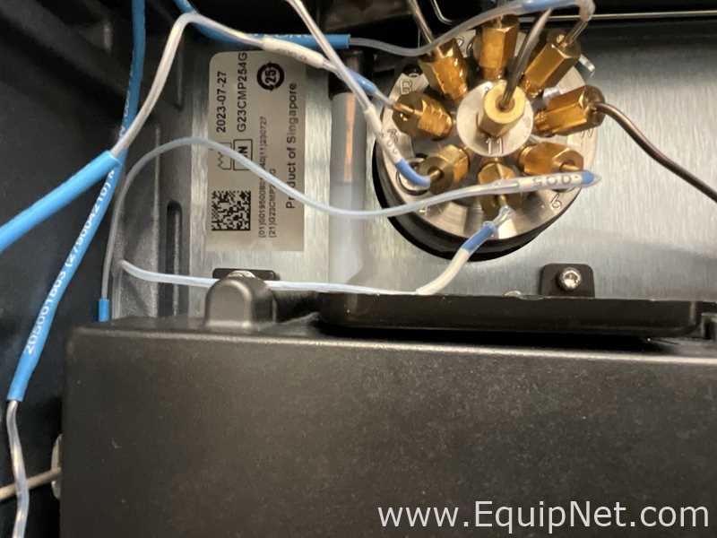 Waters Corporation HPLC System with PDA and QDa Detectors