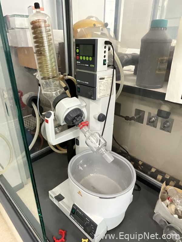 Buchi Rotavapor R-200 Evaporator with Vacubrand RE2 Vacuum Pump