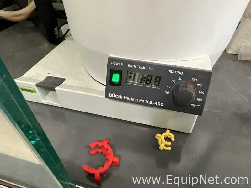Buchi Rotavapor R-200 Evaporator with Vacubrand RE2 Vacuum Pump