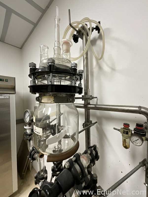 Lot of 2 off Laboratory Glass Reactors Plus Various Laboratory Glassware