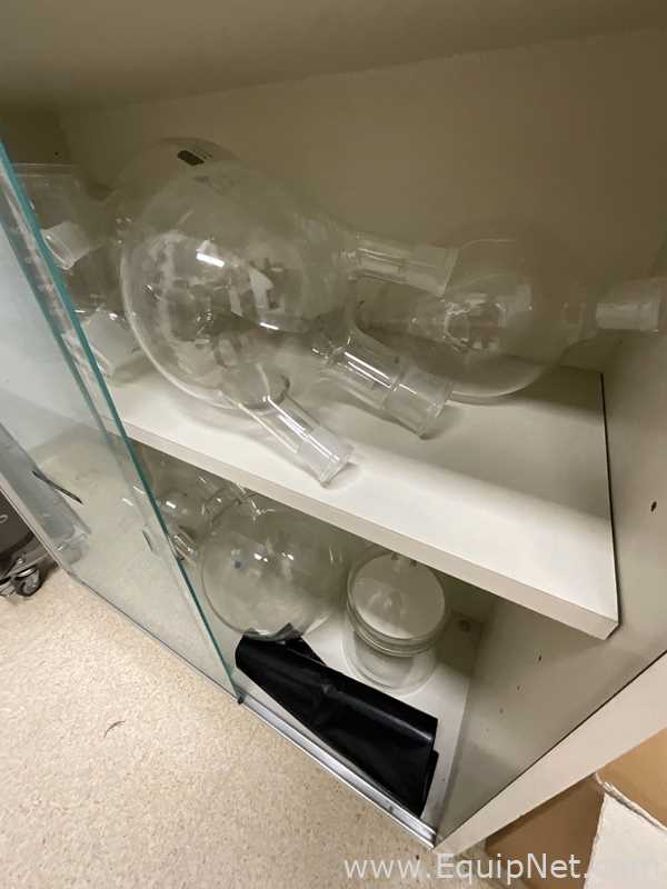 Lot of 2 off Laboratory Glass Reactors Plus Various Laboratory Glassware