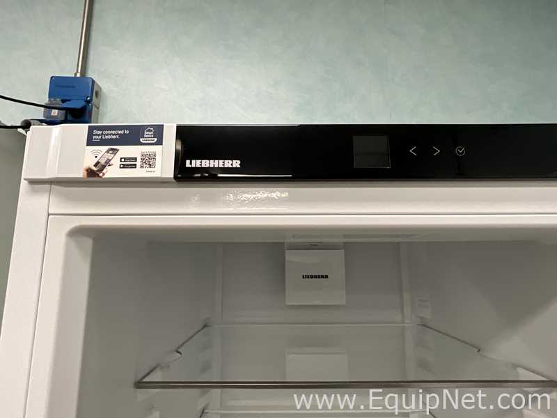 Liebherr CNd5703 Index20A/001 383 Litre Upright Laboratory Refrigerator Freezer