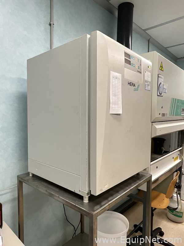 Kendro Laboratory Products HeraCell Incubator