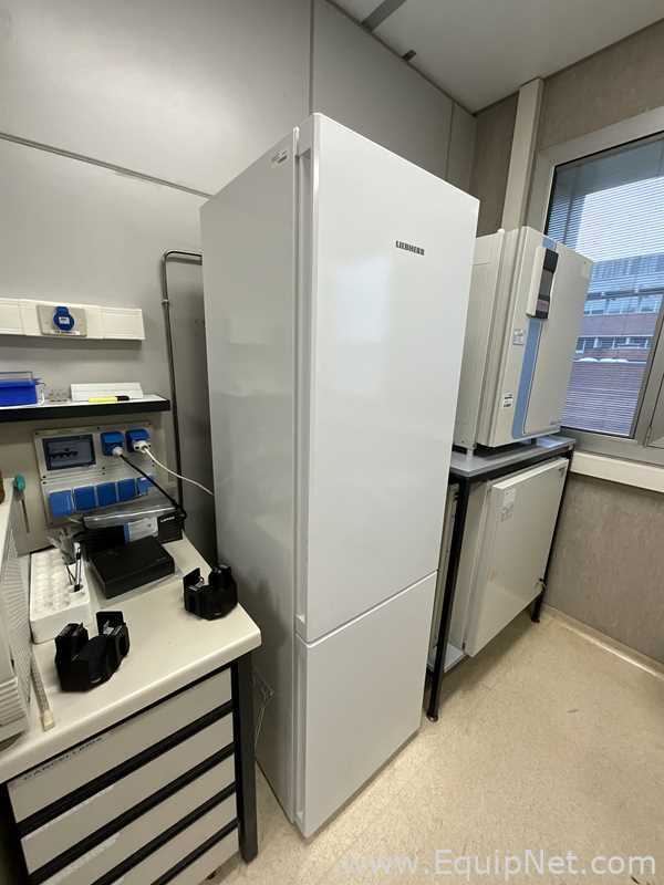 Liebherr CN4813 Index23A/001 344 Litre Upright Laboratory Refrigerator Freezer