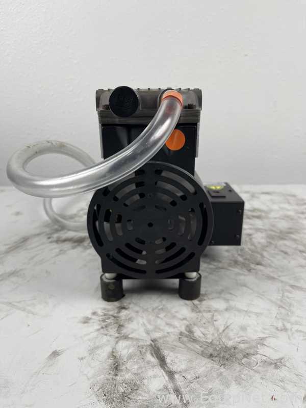 BioTek D990 Vacuum Pump