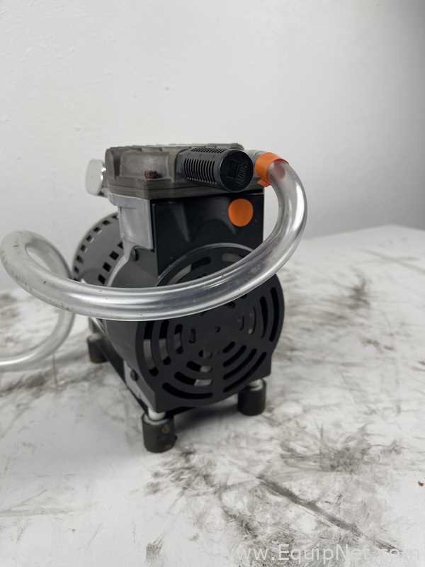 BioTek D990 Vacuum Pump