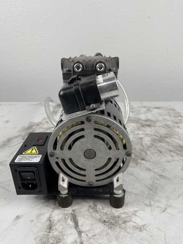 BioTek D990 Vacuum Pump