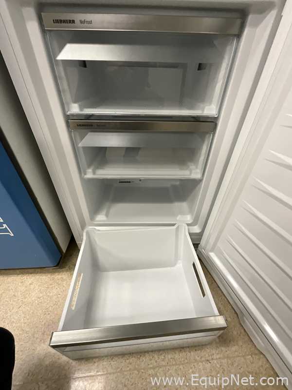Liebherr CNd5703 Index20A/001 383 Litre Upright Laboratory Refrigerator Freezer