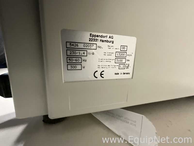 Centrífuga para Laboratórios Eppendorf 5415 R