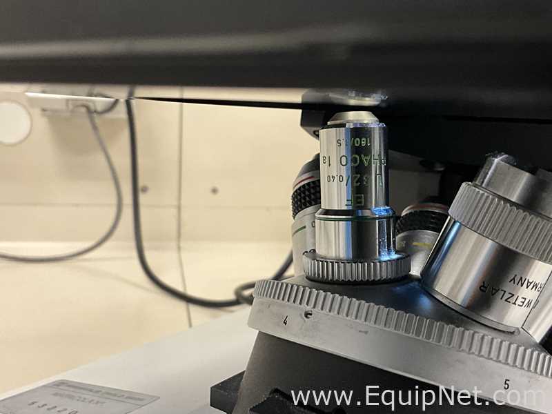 Microscópio Leitz Fluovert FU