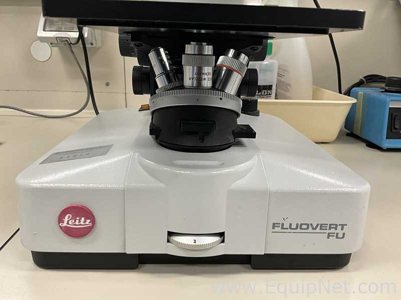 Microscópio Leitz Fluovert FU