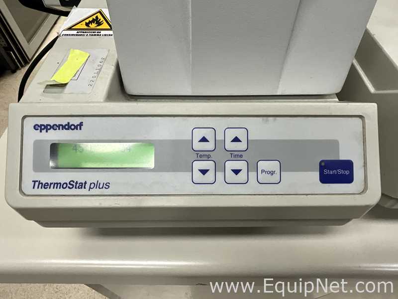 Lot of 2 off Eppendorf PCR and Thermal Cyclers Thermostat Plus and Thermostat Comfort