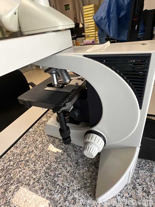 Leica DM LB Dual Binocular Microscope