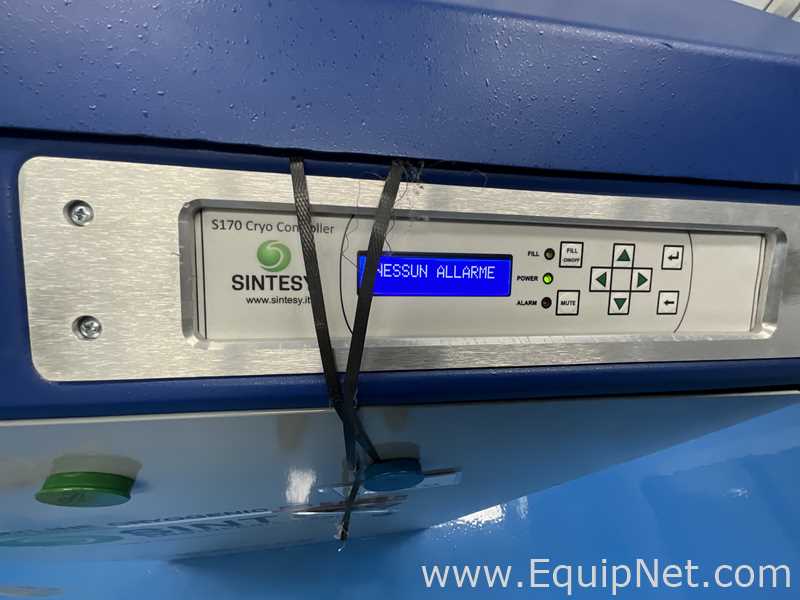 Sintesy Liquid Nitrogen Cryogenic Sample Storage System with Sintesy Environmental Monitoring System
