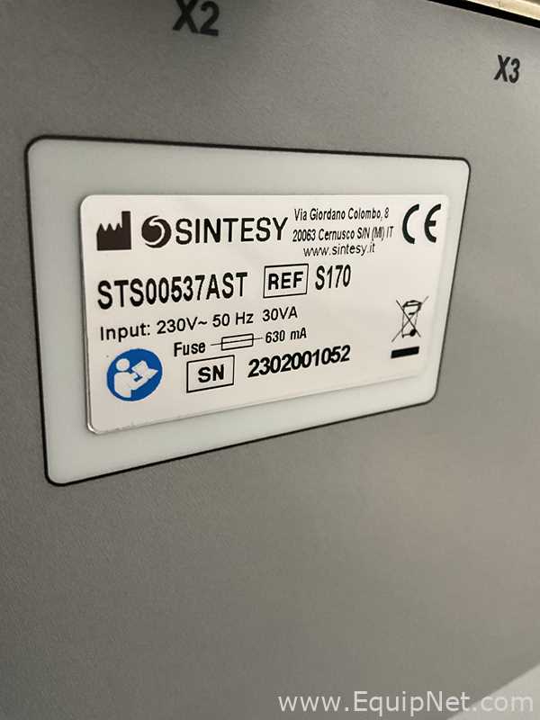 Sintesy Liquid Nitrogen Cryogenic Sample Storage System with Sintesy Environmental Monitoring System