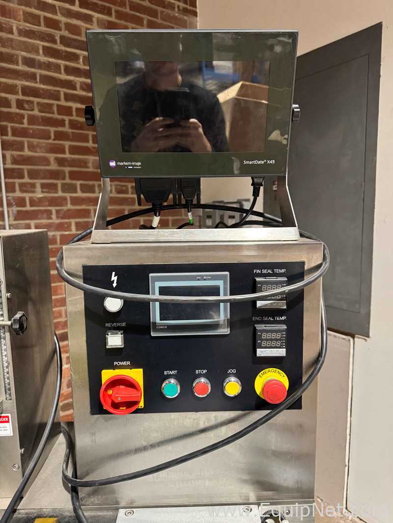 Embaladora de Fluxo PAC Machinery Group FW400HMI
