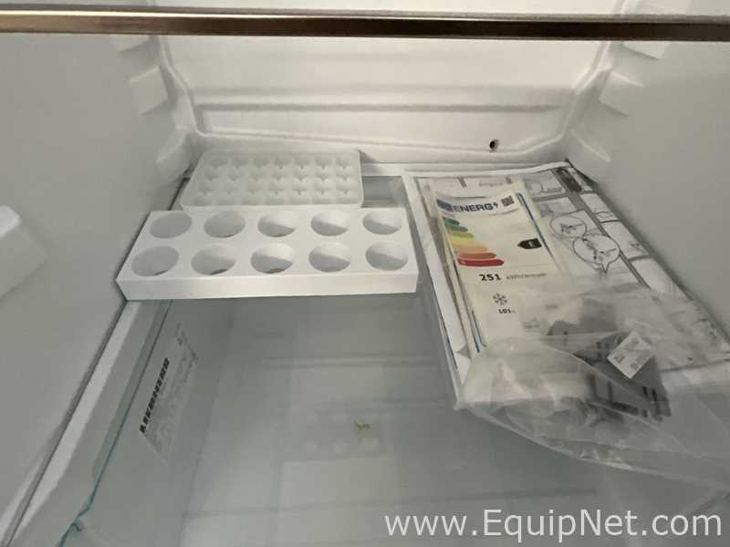 Liebherr CN4813 Index23A/001 344 Litre Upright Laboratory Refrigerator Freezer