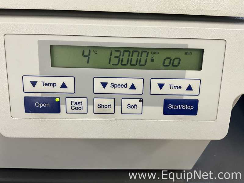 lote de  2 Centrífuga para Laboratórios Eppendorf 5417 R