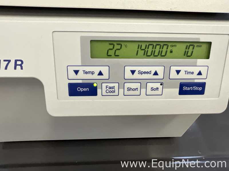 lote de  2 Centrífuga para Laboratórios Eppendorf 5417 R