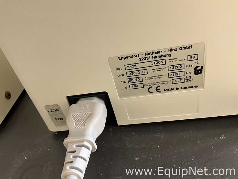 lote de  2 Centrífuga para Laboratórios Eppendorf 5415 D