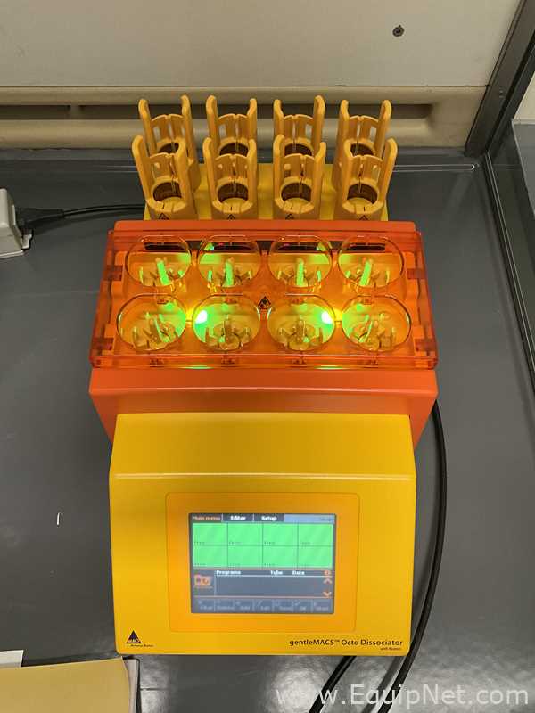 Miltenyi Biotec GentleMACS Octo Dissociator with Heaters Tissue Processor