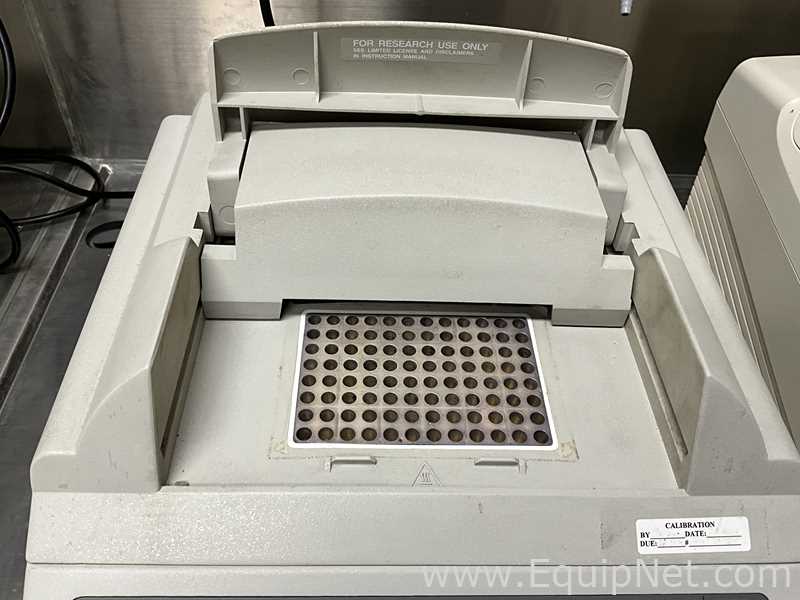 Applied Biosystems Geneamp PCR System 9700 PCR and Thermal Cycler