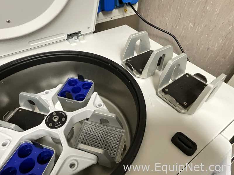 Eppendorf 5810 R Refrigerated Laboratory Centrifuge