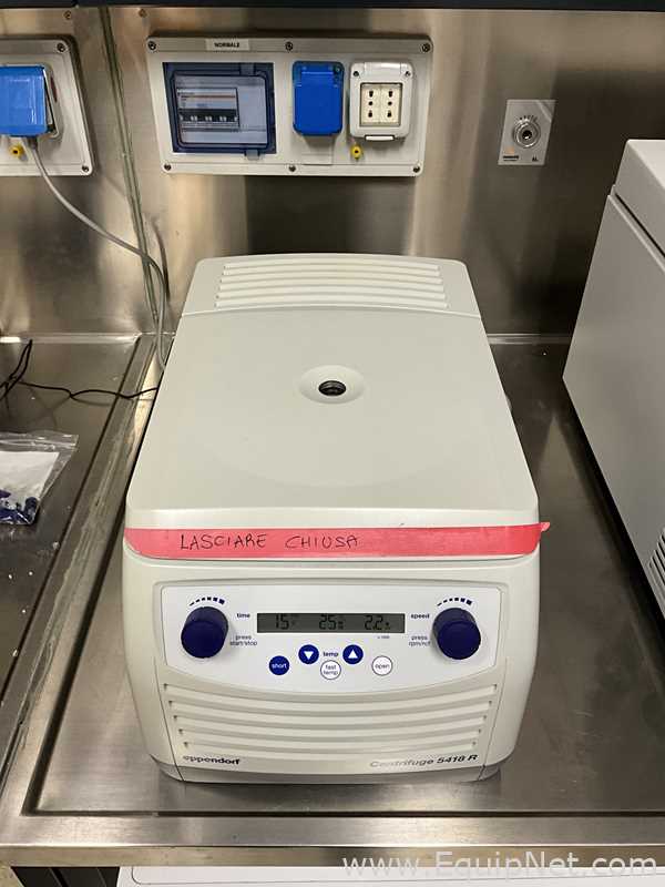 Centrífuga para Laboratórios Eppendorf 5418 R