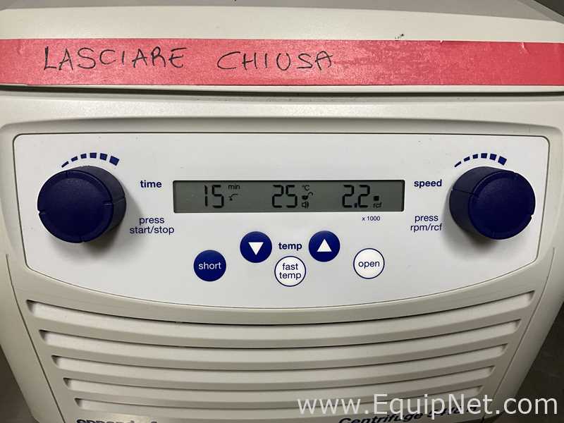 Centrífuga para Laboratórios Eppendorf 5418 R
