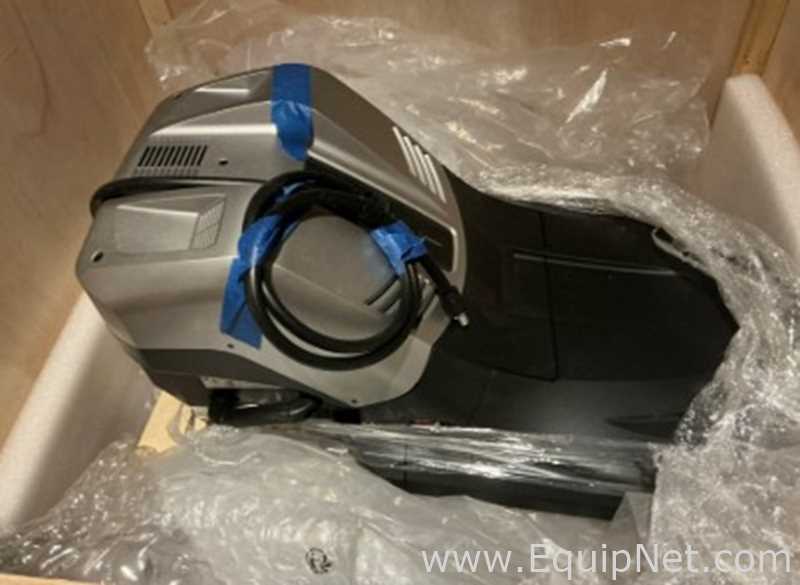 Keyence VL-570 3D Coordinate Measuring Machine