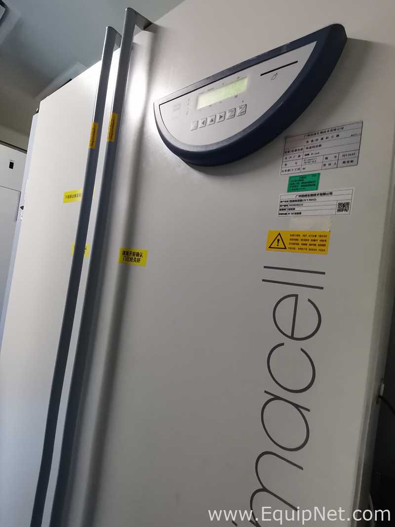 MMM Medcenter Climacell 707TC-GLC Constant Temperature and Humidity Chamber- 281