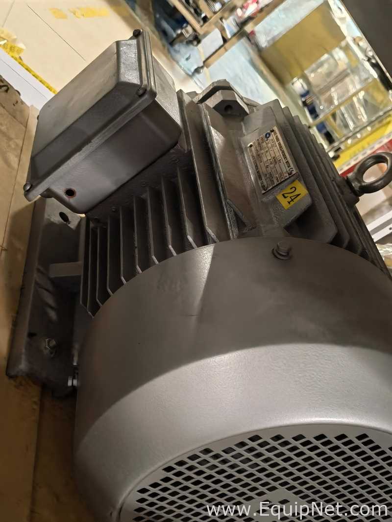 Fuzhou Yuantai Electrical Machinery YVF160M-4 Frequency Variable Speed Regulation Motor - 382