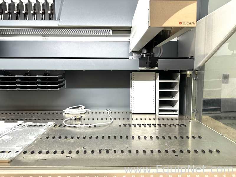 Manipulador de Líquidos Tecan Freedom EVO-2 200 Base