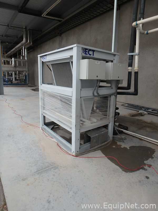 Enfriador de Agua Capacidad 15 TR marca ECT Engineered Cooling Technologies modelo ECTLA015A25B4