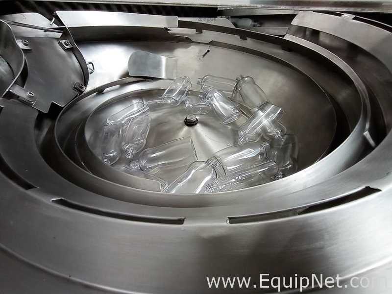 IMA Farmomac Mod. F57 136 - Liquid Filling and Capping Machine