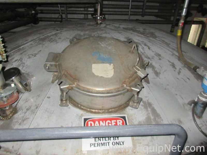 Approx. 10000 Gallon Stainless Steel Tank    WF-011